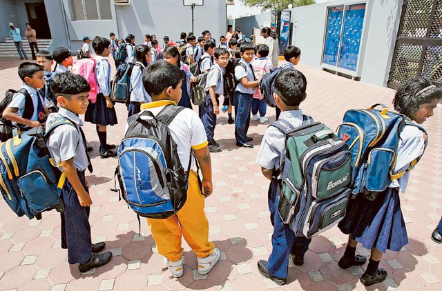 Dubai Parents Worried – Schools Charge Up to Dh4,000 for Re-enrollment