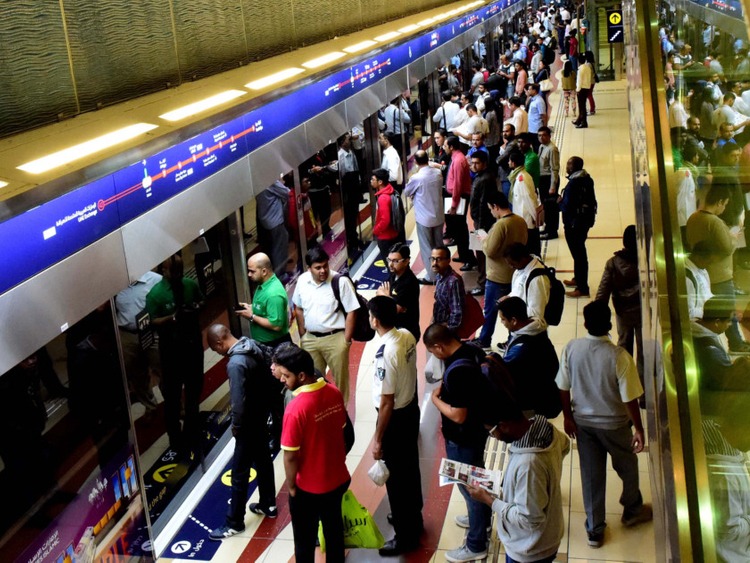 Dubai Metro Alert – Avoid Crowds During Rush Hours